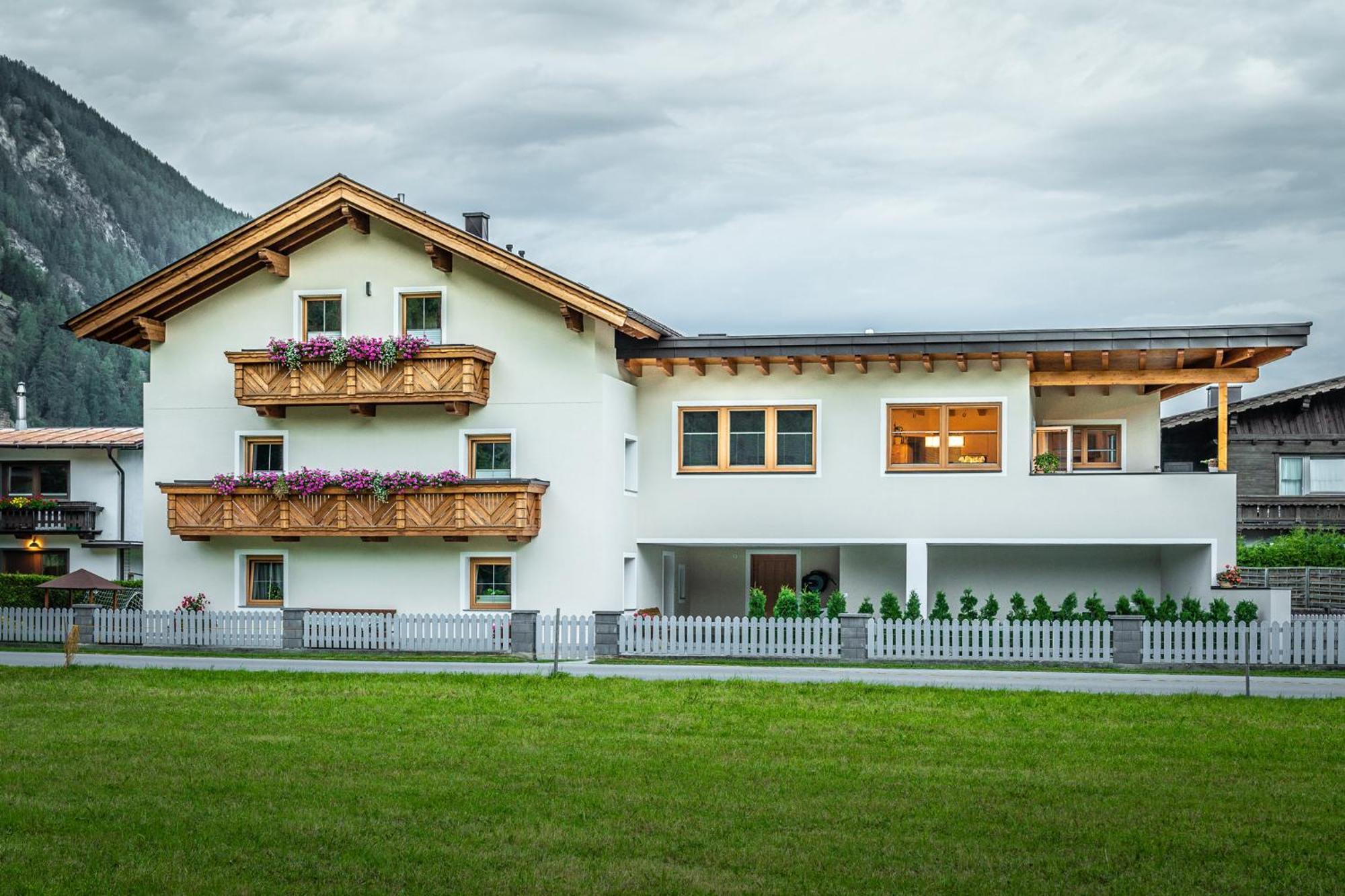 Apartmán Haus Viktoria Längenfeld Exteriér fotografie